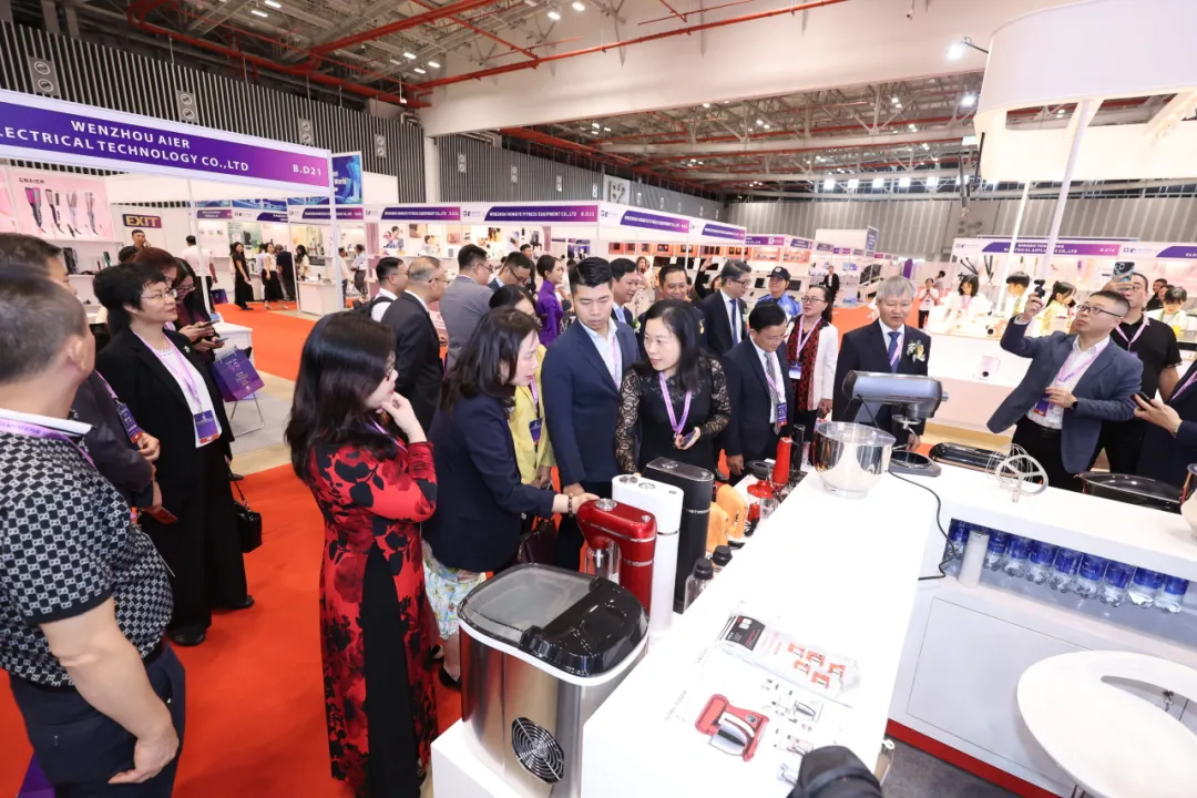 TRIỂN LÃM THIẾT BỊ VÀ ĐIỆN TỬ AES 2025